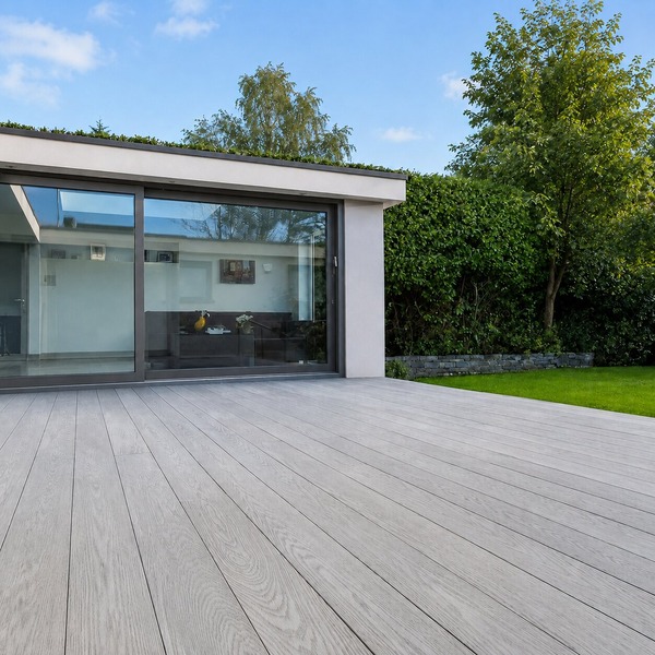 wooden-decking-fitted-in-back-garden